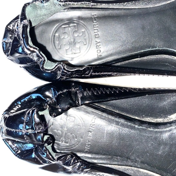 TORY BURCH Black Patent Leather Ballet Flats Shoes Size 6 - Picture 2 of 12